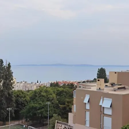 Gasthof Luxe 4br Split